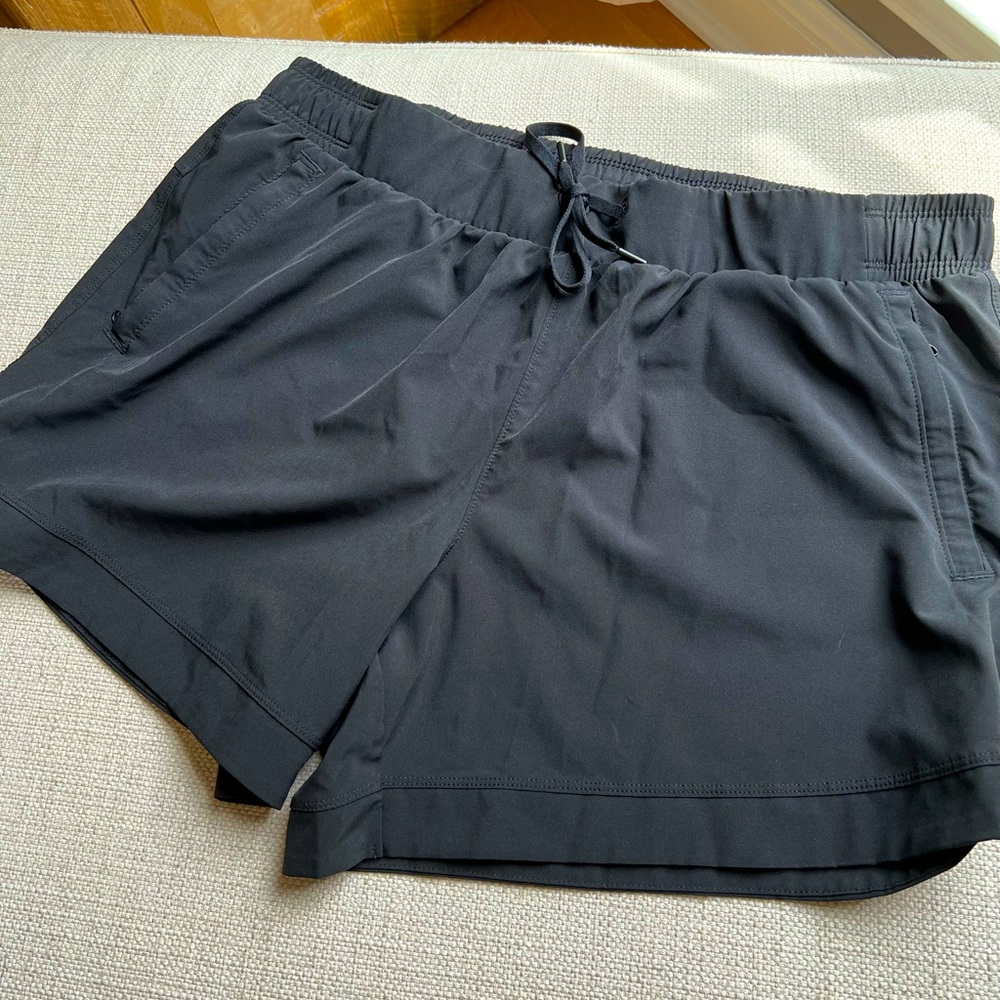 Calia By Carrie Underwood Athletic Short- Black 5” inseam size large